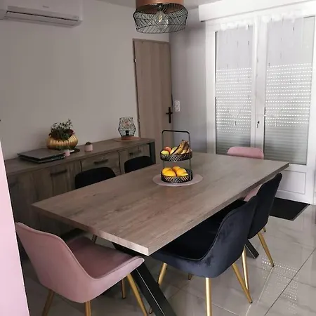 酒店 Maison 5 Piscine ,jacuzzi Clermont-lʼHérault